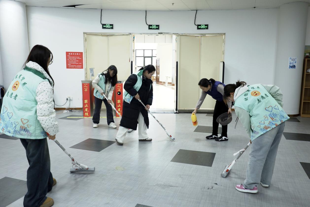 6e92a529775a553e1e87d5bb60f5c8f